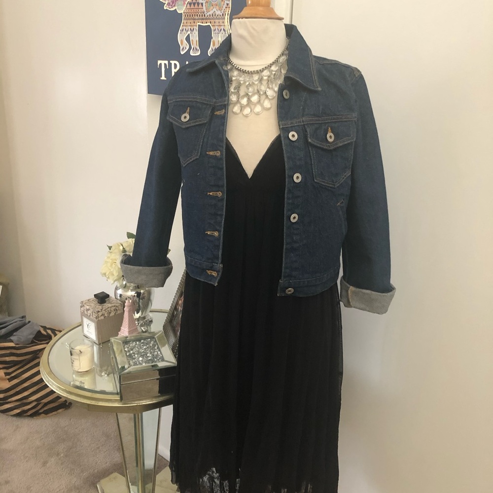 Dress - Picture 13 of 13